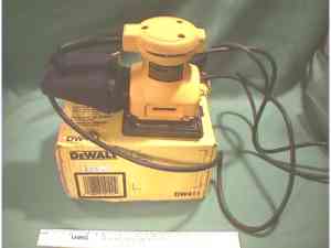 DW411 used but like new inside